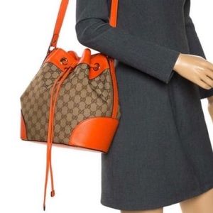 Gucci Handbag ! Excellent condition!! 🔥💣SALE